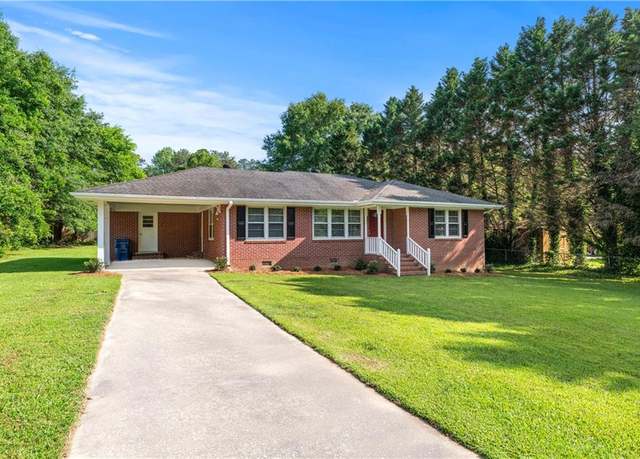 Property at 156 Ridgeway St, Winder, GA 30680, 3 beds, 1.5 baths