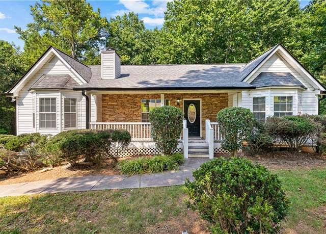 Property at 165 Lost Lake Trl, Villa Rica, GA 30180, 5 beds, 3 baths