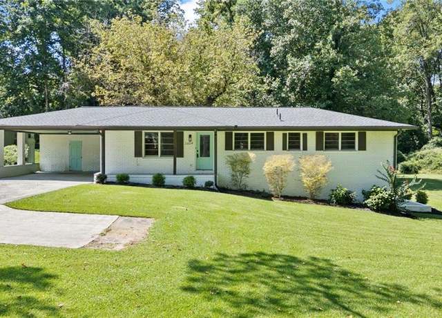Property at 2604 Favor Rd SW, Marietta, GA 30060, 3 beds, 3 baths