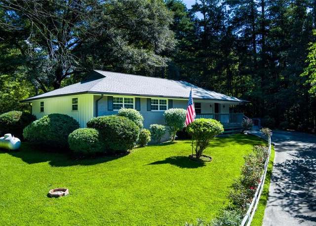 Property at 6434 Reinhardt College Pkwy, Waleska, GA 30183, 4 beds, 2 baths