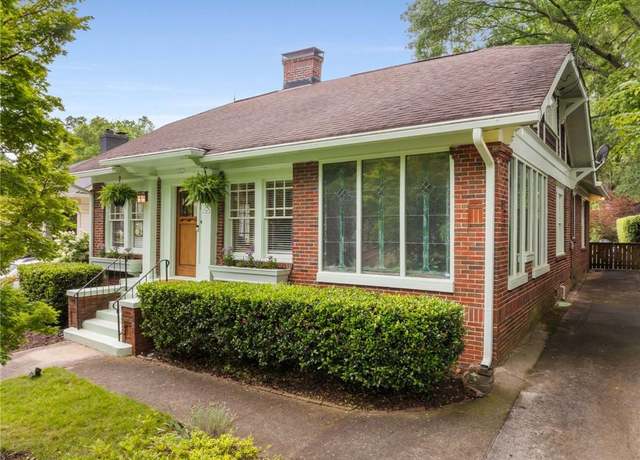 Property at 239 Kings Hwy, Decatur, GA 30030, 3 beds, 2 baths