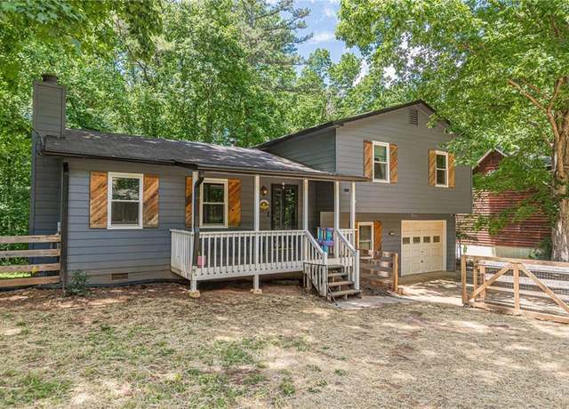 Property at 2642 Bridgehampton Rd SW, Marietta, GA 30064, 3 beds, 2 baths