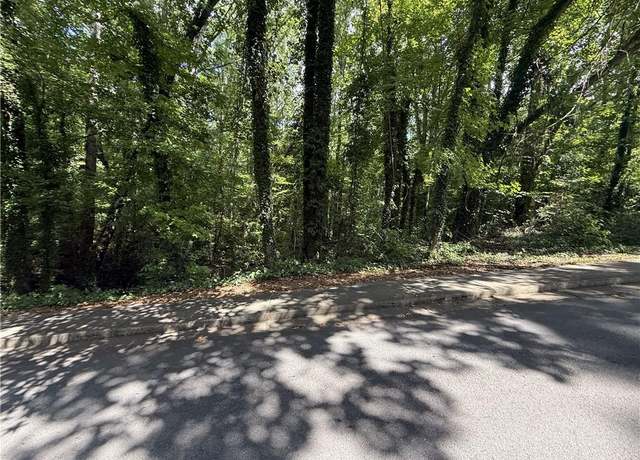 Property at 1402 Frontier Dr, Sugar Hill, GA 30518