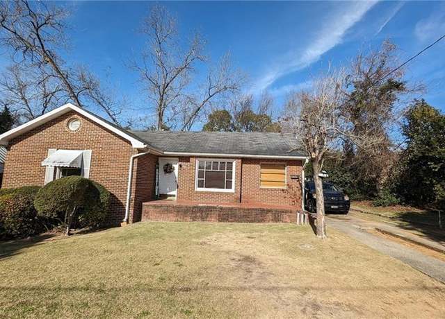 Property at 3937 Guyton St, Macon, GA 31206, 3 beds, 1.5 baths