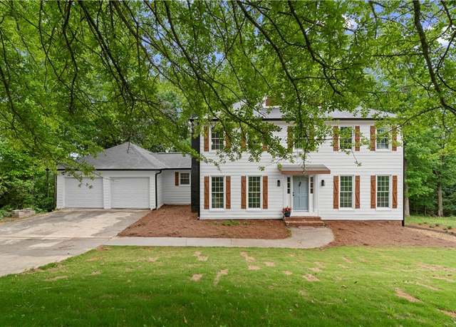 Property at 6659 Manoleta Dr, Lithonia, GA 30038, 3 beds, 3.5 baths