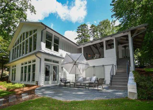 Property at 9095 Raldon Rd, Gainesville, GA 30506, 5 beds, 2 baths
