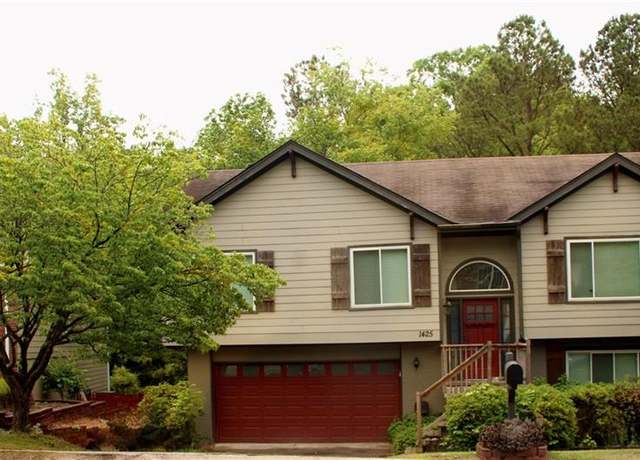 Property at 1425 Watercrest Cir, Lawrenceville, GA 30043, 4 beds, 3 baths