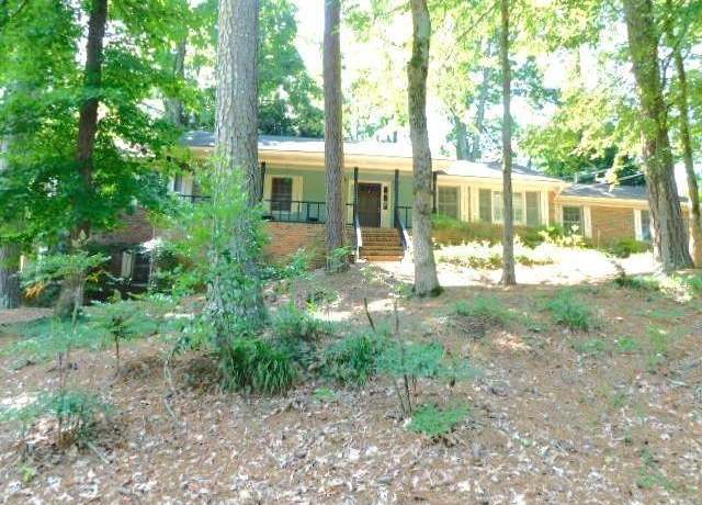 Property at 2817 Thornridge Dr, Atlanta, GA 30340, 4 beds, 3 baths