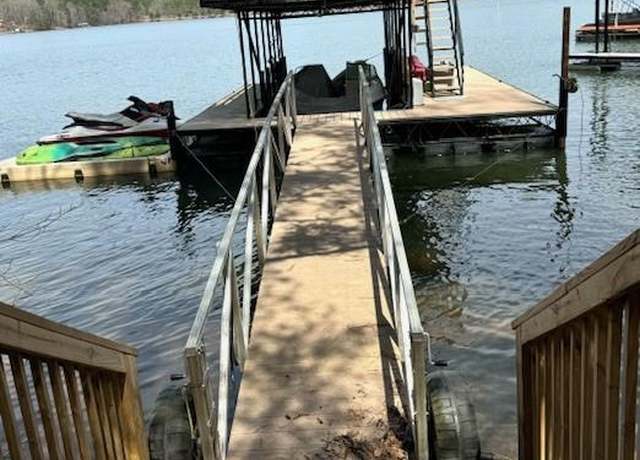 Property at 6975 Lakeside Pl, Gainesville, GA 30506, 3 beds, 3 baths