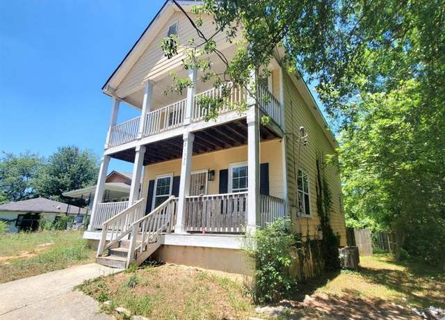 Property at 2159 Martin Luther King, Jr. Dr, Atlanta, GA 30310, 4 beds, 3 baths
