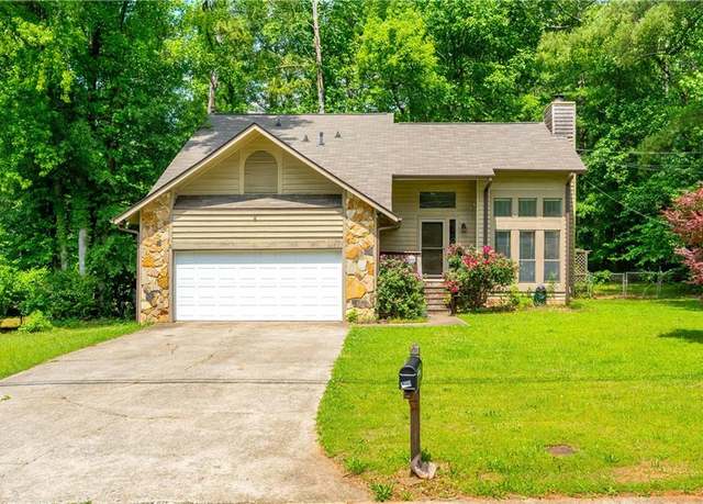 Property at 1131 Bailing Dr, Lawrenceville, GA 30043, 3 beds, 2 baths