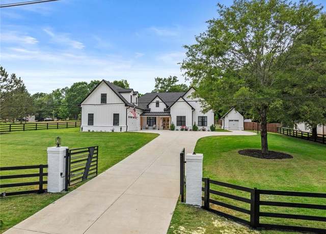 Property at 245 Mitchell Rd, Monroe, GA 30656, 5 beds, 4.5 baths