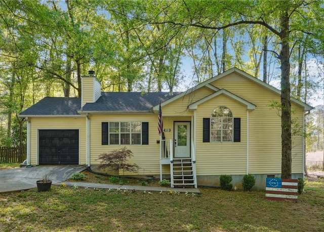Property at 265 Woodlawn Ave, Winder, GA 30680, 3 beds, 2 baths