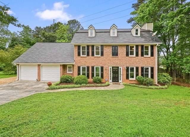 Property at 2801 Holly Oaks Dr, Marietta, GA 30062, 4 beds, 2.5 baths