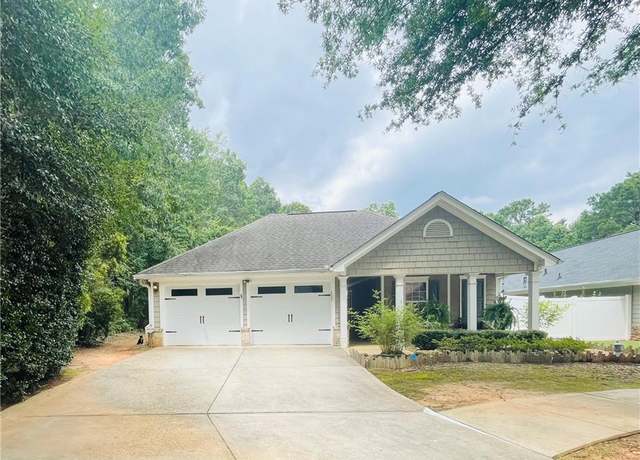 Property at 164 Cottage Club Dr, Locust Grove, GA 30248, 3 beds, 3 baths