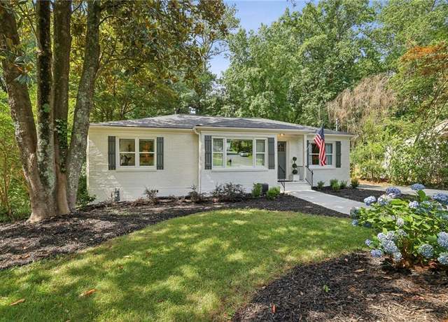 Property at 1600 Belle Isle Cir, Atlanta, GA 30329, 3 beds, 2 baths