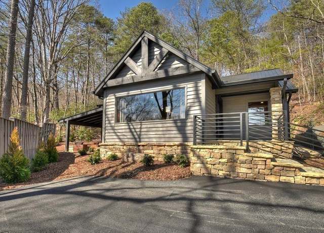 Property at 283 Cherokee Cir, Ellijay, GA 30541, 3 beds, 3 baths