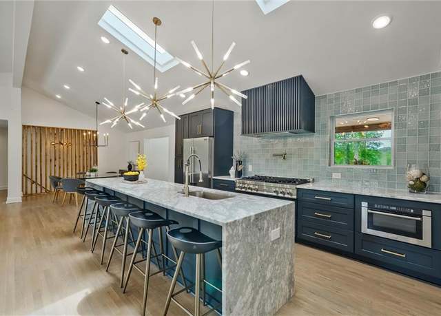 Property at 2648 Varner Dr NE, Atlanta, GA 30345, 5 beds, 5.5 baths