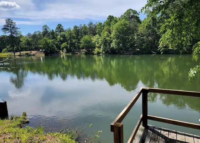 Property at 800 Twin Mountain Lake Cir, Talking Rock, GA 30175, 2 beds, 2 baths