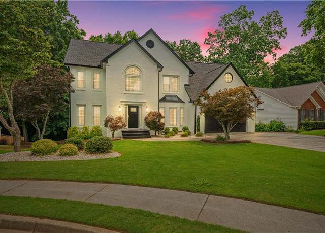 Property at 340 Chandler Ct, Sugar Hill, GA 30518, 4 beds, 2.5 baths