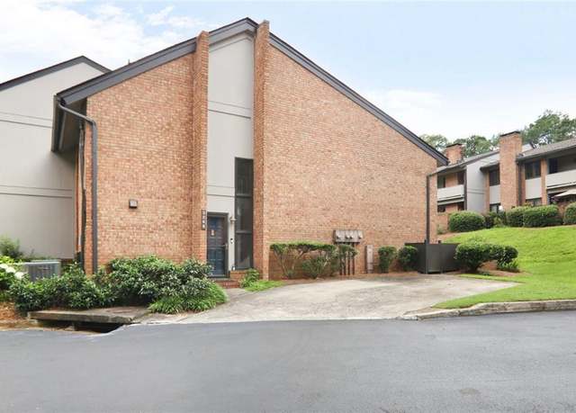 Property at 3268 Clairmont North Rd NE, Brookhaven, GA 30329, 2 beds, 2.5 baths