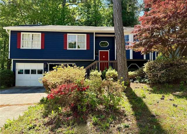 Property at 450 Canterbury Lane Ln, Lawrenceville, GA 30046, 4 beds, 3 baths