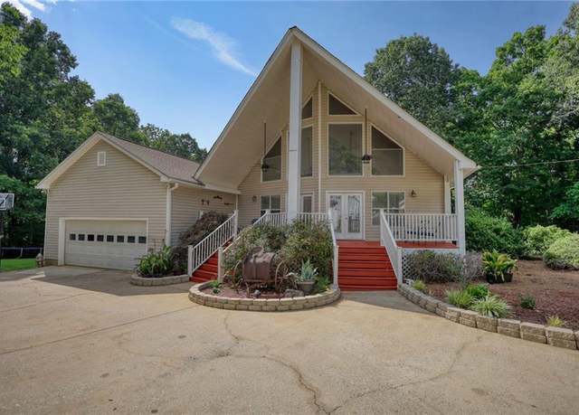 Property at 2064 Jackson Lake Rd, Mansfield, GA 30055, 4 beds, 3 baths