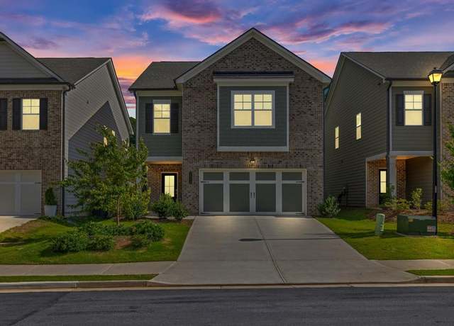 Property at 5252 Fox Den Rd, Oakwood, GA 30566, 4 beds, 2.5 baths