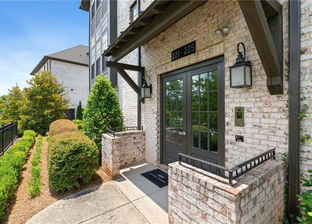 Property at 223 Britten Pass, Alpharetta, GA 30009, 1 bed, 2.5 baths