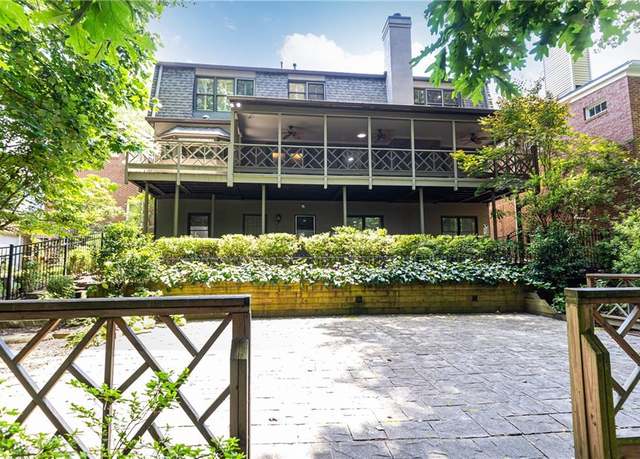 Property at 2966 Waverly Ct SE, Atlanta, GA 30339, 5 beds, 4.5 baths