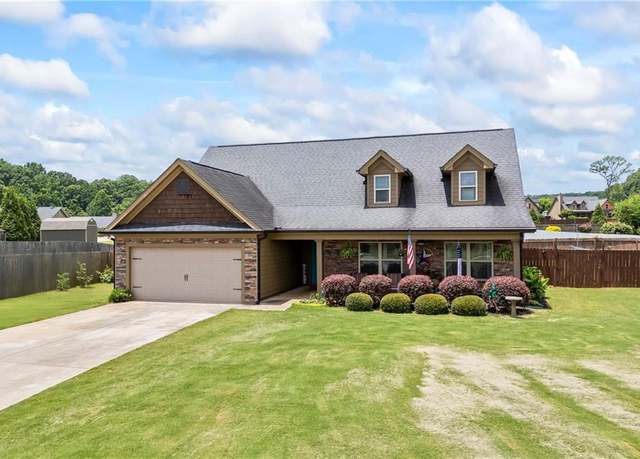 Property at 108 Lake Point Ct, Jefferson, GA 30549, 5 beds, 3 baths