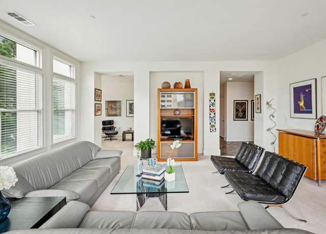 Property at 2500 Peachtree Rd NW Unit 405S, Atlanta, GA 30305, 2 beds, 2.5 baths