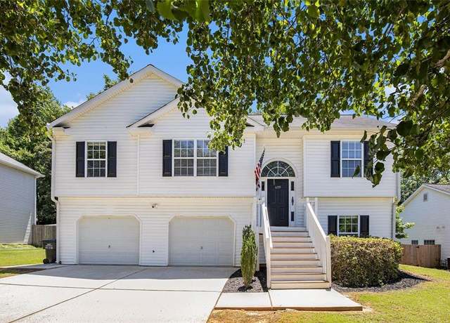 Property at 6195 Queensdale Dr, Douglasville, GA 30135, 4 beds, 3 baths
