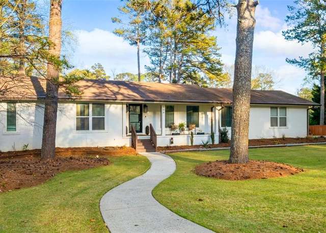 Property at 994 Redbud Ln SW, Atlanta, GA 30311, 4 beds, 3 baths