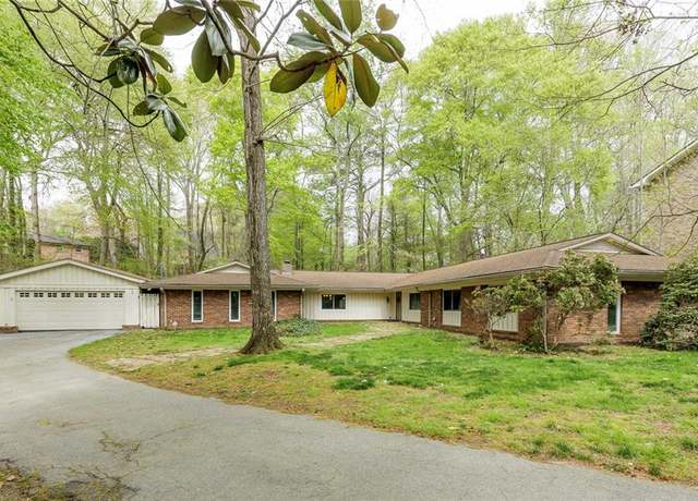 Property at 5130 N Peachtree Rd, Dunwoody, GA 30338, 4 beds, 2.5 baths