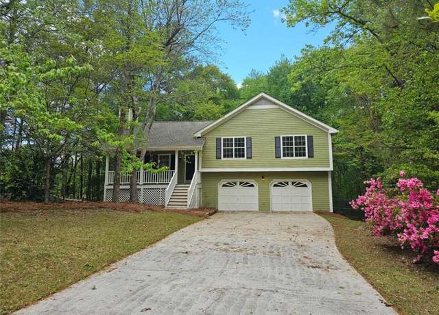 Property at 14 Highland Dr, Carrollton, GA 30116, 3 beds, 2 baths