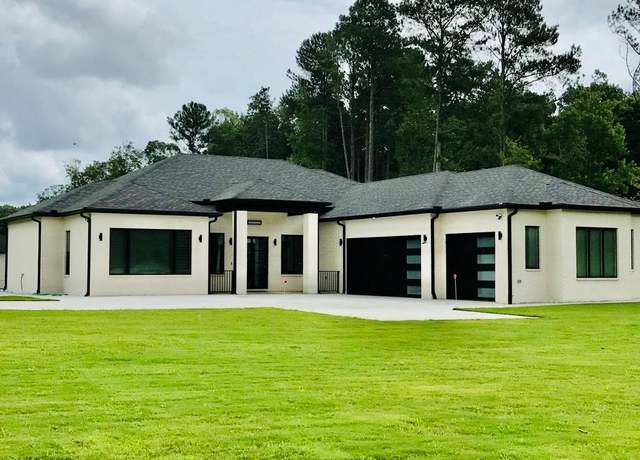 Property at 2964 Old Peachtree Rd, Dacula, GA 30019, 3 beds, 3.5 baths
