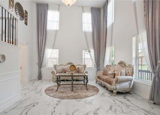 Property at 785 Streamview Way, Alpharetta, GA 30004, 7 beds, 4 baths