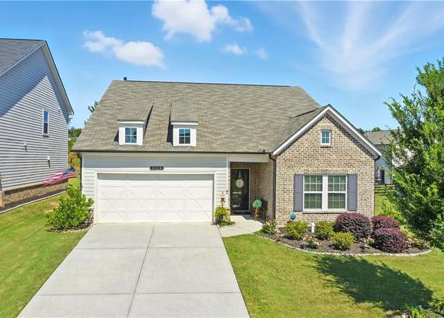 Property at 5520 Allegre Pl, Cumming, GA 30028, 3 beds, 3 baths