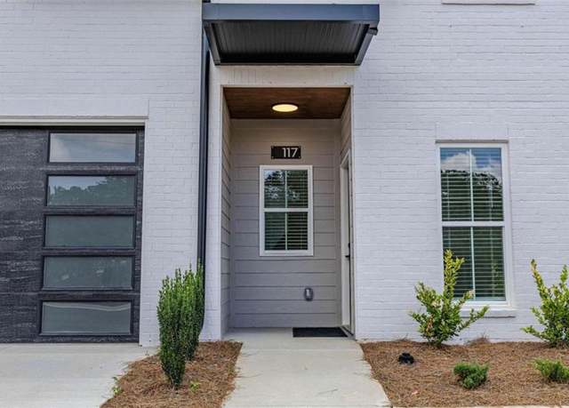 Property at 117 Chateau Dr #117, Rome, GA 30161, 4 beds, 3 baths
