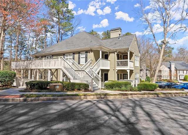Property at 208 Bainbridge Dr, Atlanta, GA 30327, 2 beds, 2 baths