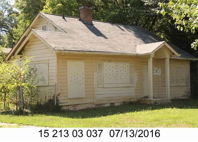 Property at 320 2nd Ave, Decatur, GA 30030, 3 beds, 1 bath
