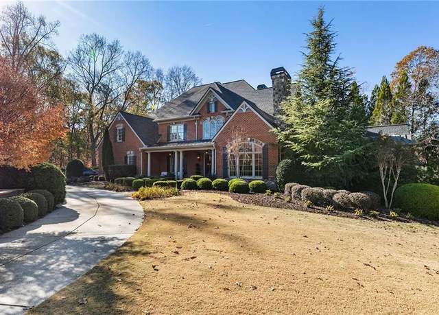 Property at 13230 Addison Rd, Roswell, GA 30075, 6 beds, 7 baths