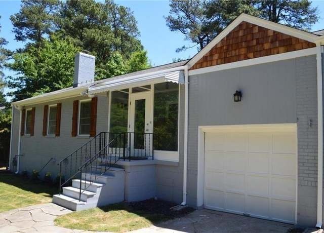 Property at 2381 Eastway Rd, Decatur, GA 30033, 3 beds, 2 baths