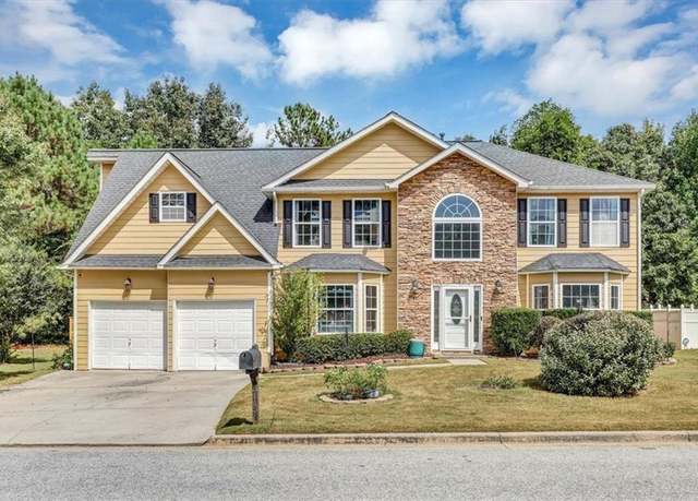 Property at 5115 Estonian Dr, Fairburn, GA 30213, 5 beds, 3 baths