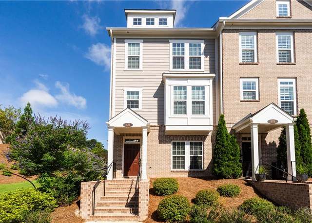 Property at 621 Hanlon Way, Alpharetta, GA 30009, 3 beds, 3.5 baths