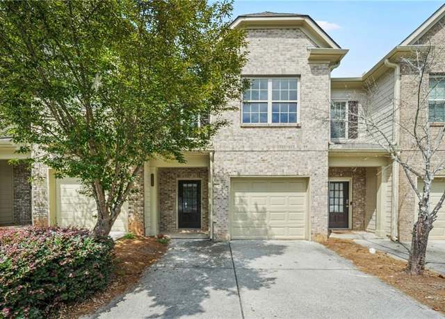 Property at 6998 Kingswood Run Dr, Doraville, GA 30340, 2 beds, 2.5 baths