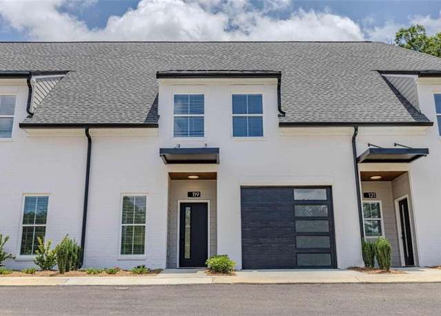 Property at 119 Chateau Dr #119, Rome, GA 30161, 3 beds, 2.5 baths