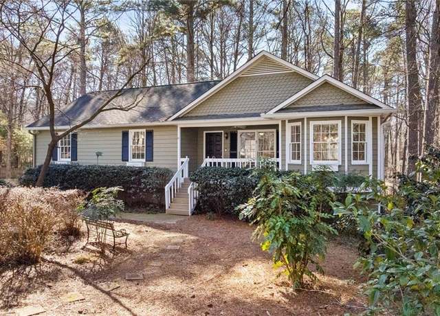 Property at 6165 Picketts Rdg NW, Acworth, GA 30101, 3 beds, 2 baths