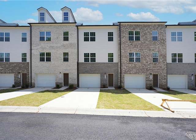 Property at 4964 Villager Ln, Stone Mountain, GA 30083, 4 beds, 3.5 baths